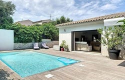 Roquebrune-Sur-Argens, Provence-Alpes-Côte d'Azur 83520