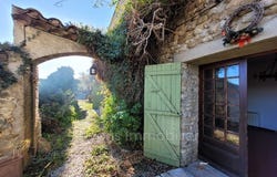 VINSOBRES, Auvergne-Rhône-Alpes 26110