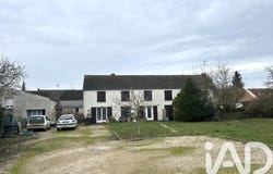 Puiseaux, Centre-Val de Loire 45390