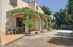 Pujaut, Languedoc-Roussillon 30131