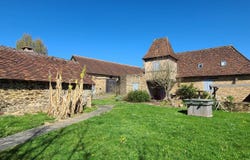 SAINT YRIEIX LA PERCHE, Nouvelle-Aquitaine 87500