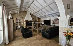 Pernes-les-Fontaines, Provence-Alpes-Côte-d'Azur 84210