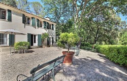 Uzès, Languedoc-Roussillon 30700