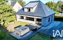 Jullouville, Normandy 50610