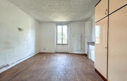Poilly-Sur-Tholon, Bourgogne 89110