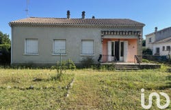 Saint-Paul-Trois-Châteaux, Auvergne-Rhône-Alpes 26130