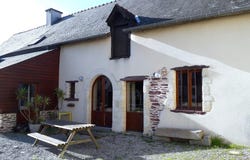 Noyal-Châtillon-sur-Seiche, Brittany 35230
