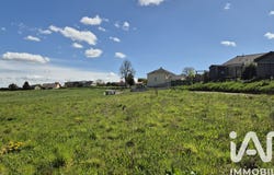 La Neuville-du-Bosc, Normandy 27890