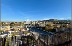 Gignac-La-Nerthe, Provence-Alpes-Côte d'Azur 13180