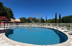 L'Isle-sur-la-Sorgue, Provence-Alpes-Côte d'Azur 84800