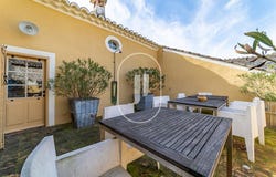 Fons-sur-Lussan, Languedoc-Roussillon 30580