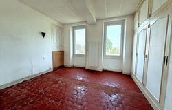 Poilly-Sur-Tholon, Bourgogne 89110