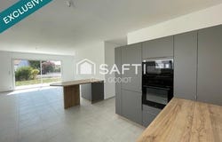 Bouaye, Pays de la Loire 44830