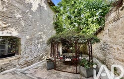 Aramon, Occitanie 30390