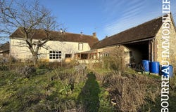 Champlay, Yonne 89300