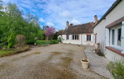 Villeneuve-la-Guyard, Burgundy 89340