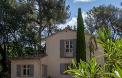 Luynes, Centre 37230