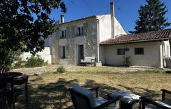Jonzac, Charente-Maritime