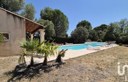 L'Isle-sur-la-Sorgue, Provence-Alpes-Côte d'Azur 84800