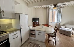 Cotignac, Provence-Alpes-Côte-d'Azur 83570
