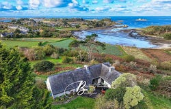 PENVENAN, Brittany 22710