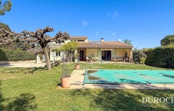 Roquemaure, Languedoc-Roussillon 30150