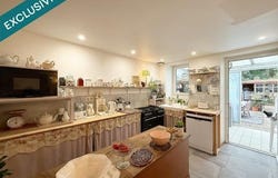 Parthenay, Poitou-Charentes 79200