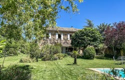 Uzès, Occitanie 30700