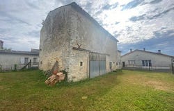 Saint-Fraigne, Poitou-Charentes 16140