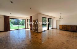 Pouance, Pays de la Loire 49420
