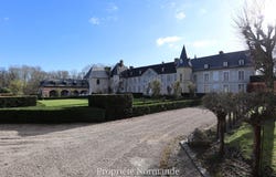 Pont-Audemer, Upper Normandy 27500