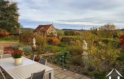 Sermages, Burgundy 58290