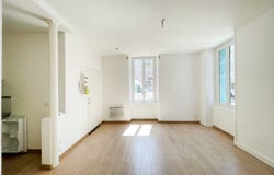 Laval, Pays de la Loire 53000