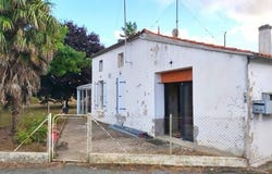 Bois, Poitou-Charentes 17240