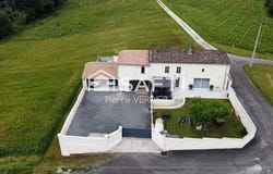 Mombrier, Aquitaine 33710