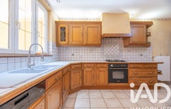 Corny-sur-Moselle, Grand Est 57680