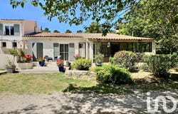 Peyrolles-en-Provence, Provence-Alpes-Côte d'Azur 13860