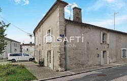 Chateauneuf-Sur-Charente, Poitou-Charentes 16120
