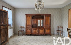 Dreux, Centre-Val de Loire 28100