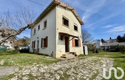 Aubenas, Auvergne-Rhône-Alpes 07200