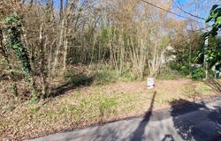 Pierres, Eure-et-Loir 28130