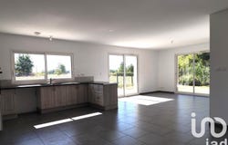 Bouaye, Pays de la Loire 44830