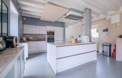 Changé, Pays-de-la-Loire 72560