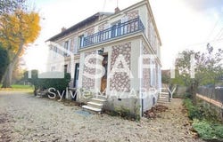 Provins, Île-de-France 77160