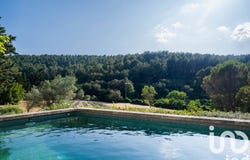 Fontaine-de-Vaucluse, Provence-Alpes-Côte d'Azur 84800