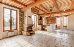 FAYENCE, Provence-Alpes-Côte d'Azur 83440