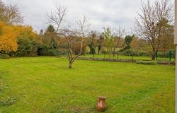 Fontenay-Saint-Pere, Île-de-France 78440