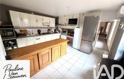 Jully-sur-Sarce, Grand Est 10260