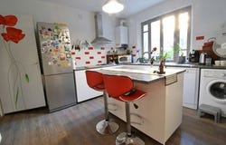 BOLLENE, Provence-Alpes-Côte d'Azur 84500