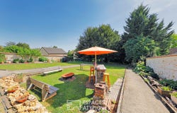 COULOMMIERS, Île-de-France 77120